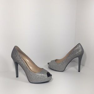 Guess  Silver Ombré peep toe platform pumps
